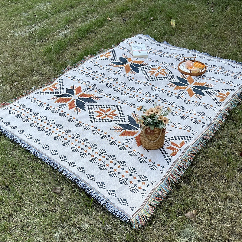 Bohemian Tassel Picnic Blanket, Boho Geometric Woven Throw Blanket for Outdoor Camping, Beach, Sofa Decor